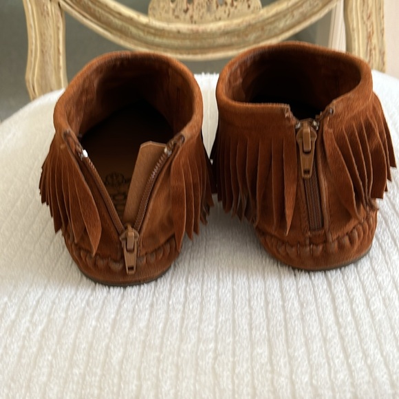 Moccasins size 9.5 - Picture 2 of 5